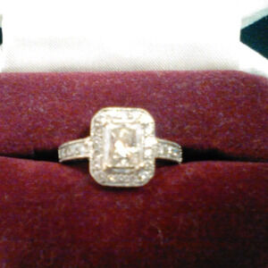 Vintage Diamond White Gold Princess Cut Engagement Wedding Ring Jewelry Timeless